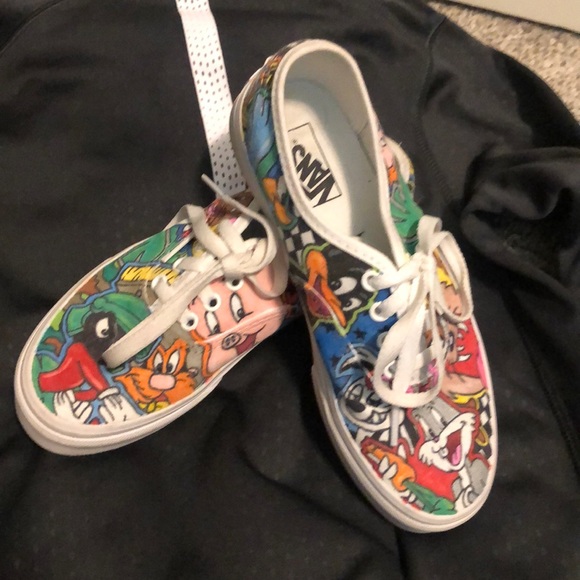 Custom Vans Shoes - hand painted size 2.5 - Picture 1 of 6